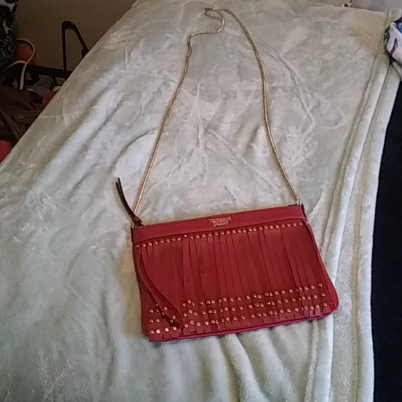 🎄👛 NWOT: VS Crossbody 👛🎄 - Picture 8 of 9